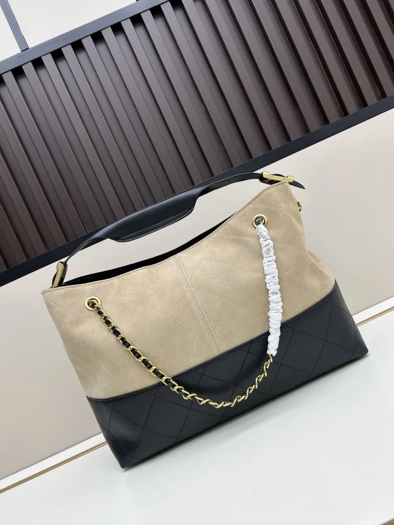 Chanel Shopping Bags-56 - Image 3