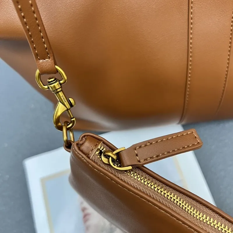 Chanel Shopping Bags-71 - Image 7