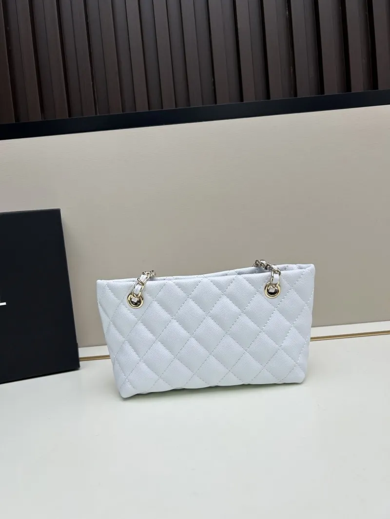 Alternative view of Chanel Shopping Bags-73