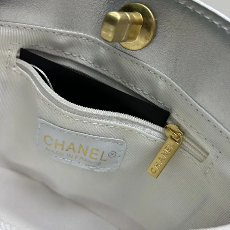 Chanel Shopping Bags-78 - Image 9