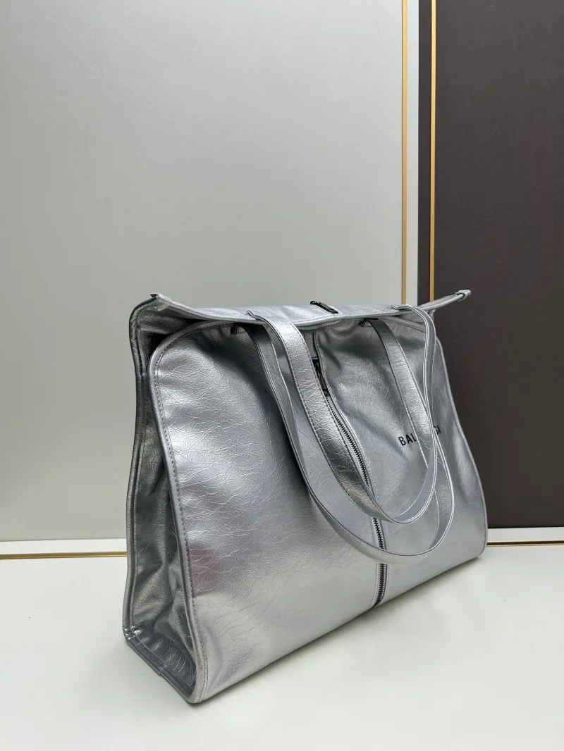Chanel Shopping Bags-80 - Image 3