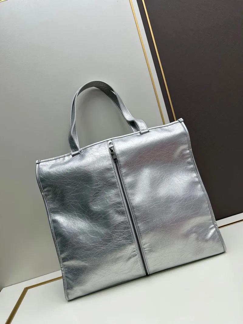 Chanel Shopping Bags-80 - Image 4