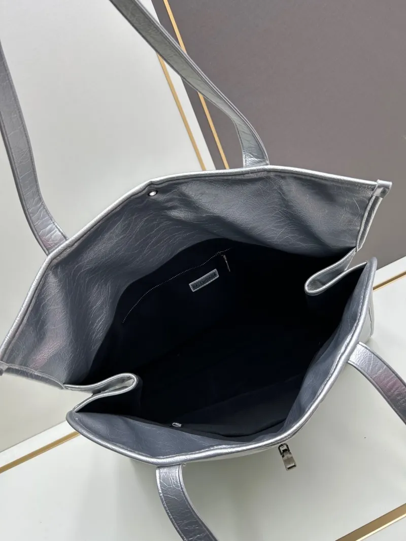 Chanel Shopping Bags-80 - Image 7