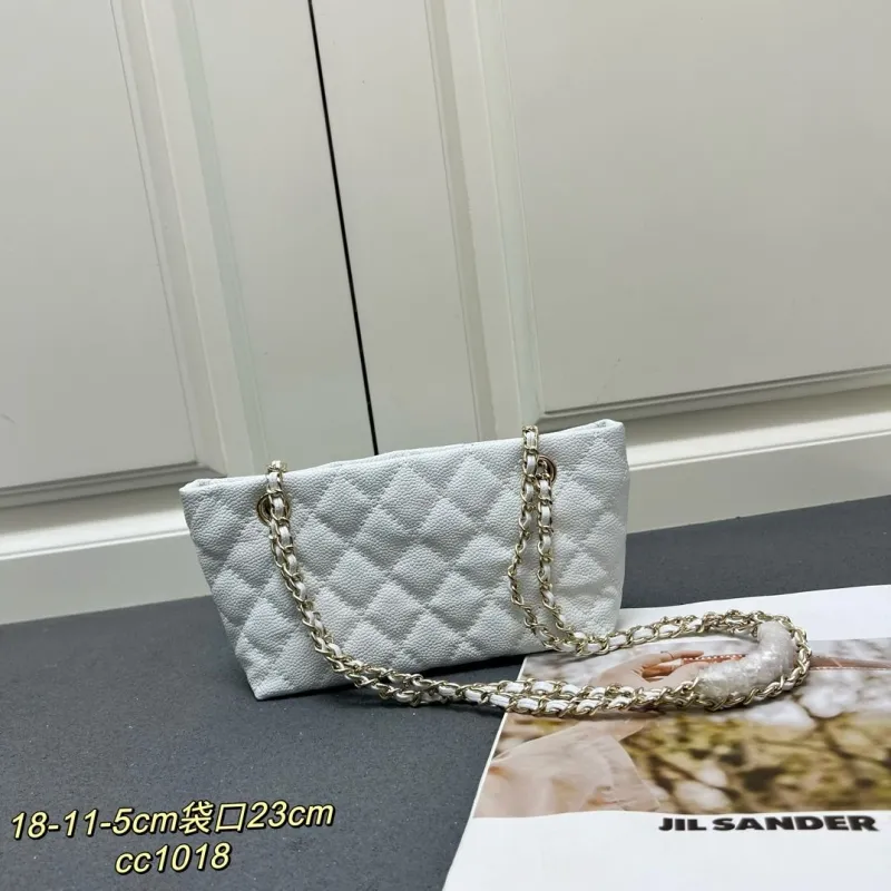 Alternative view of Chanel Shopping Bags-86
