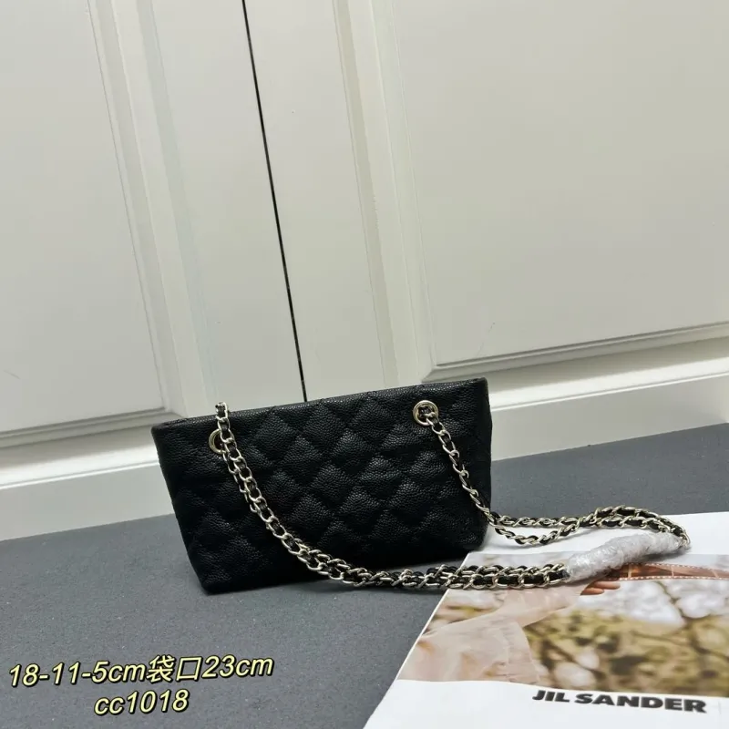 Alternative view of Chanel Shopping Bags-87