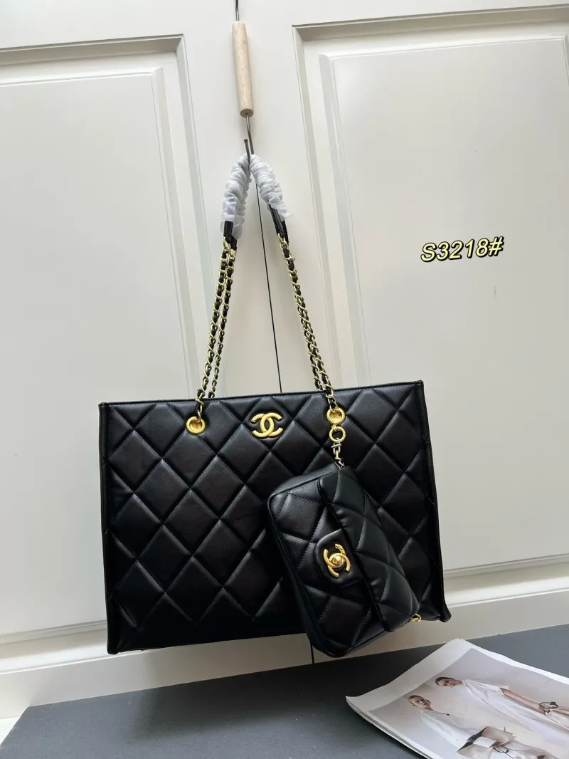 Chanel Shopping Bags-91