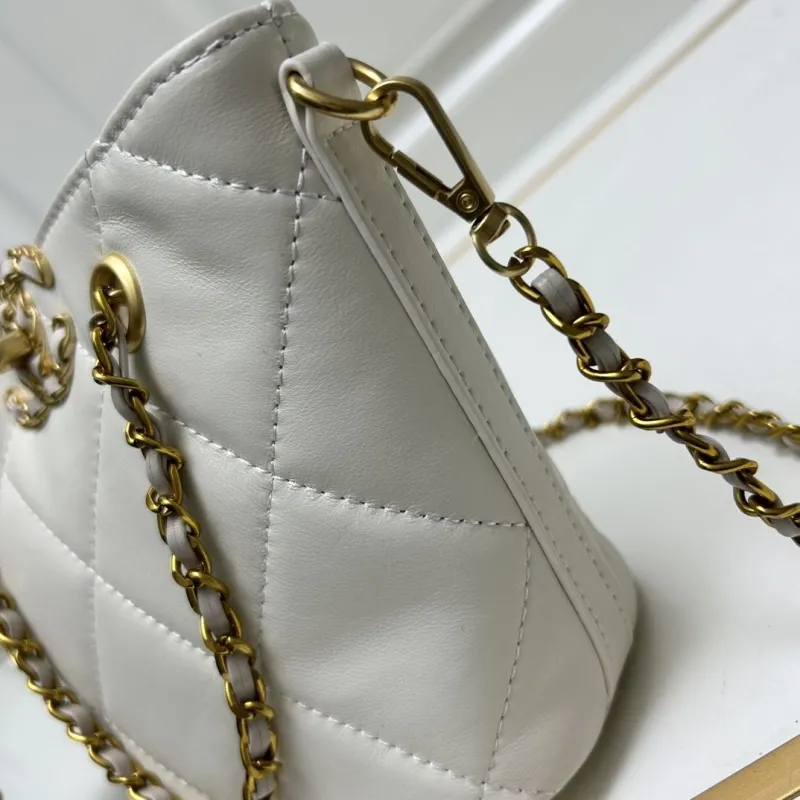 Chanel Shopping Bags-93 - Image 6