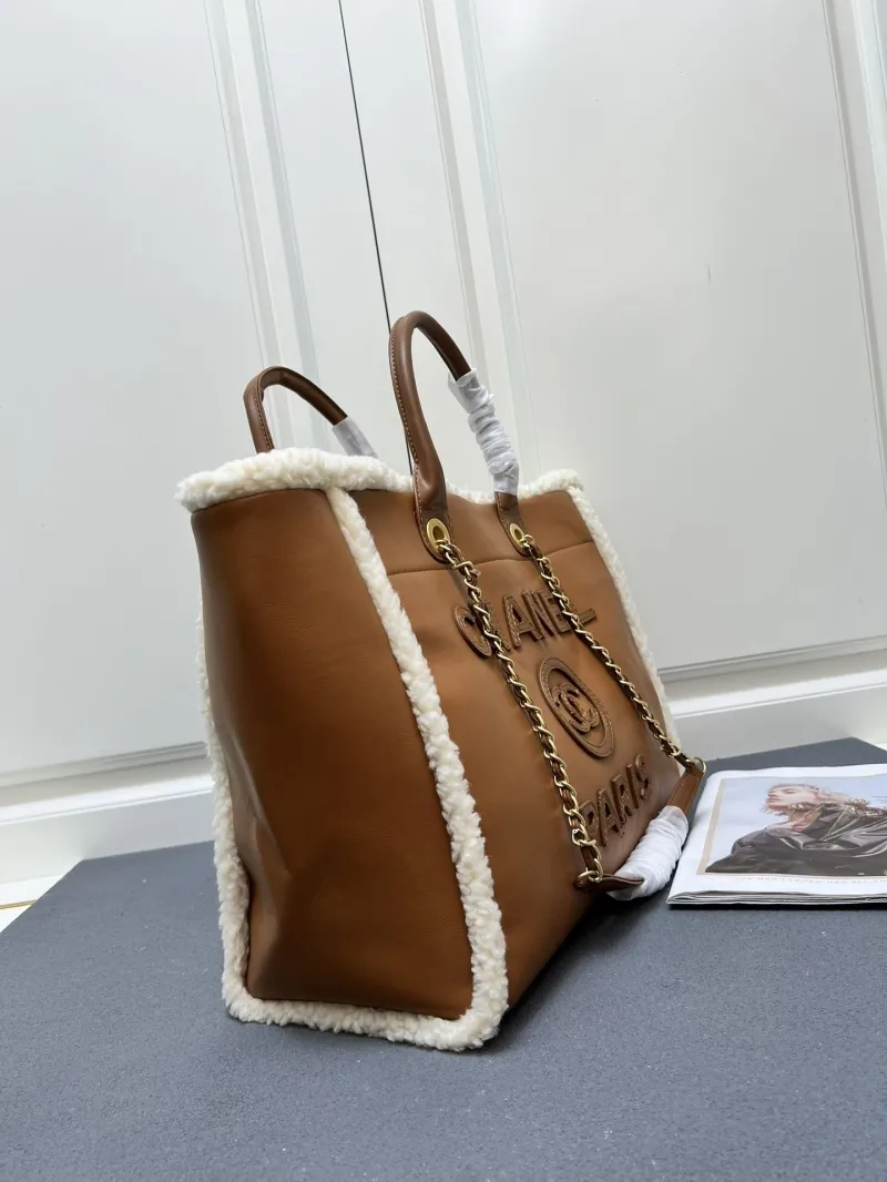 Chanel Shopping Bags-95 - Image 4