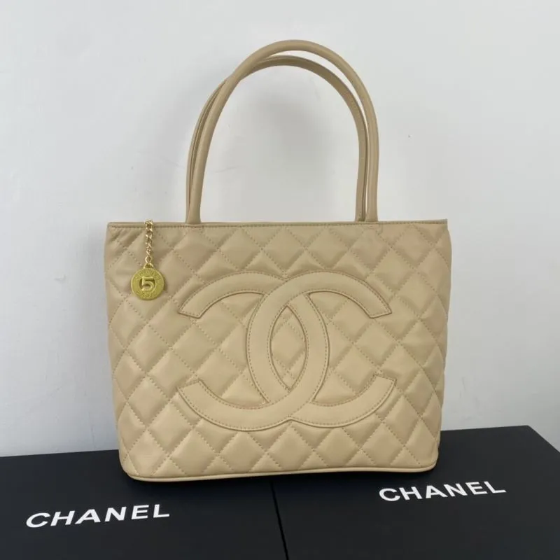 Chanel Shopping Bags-98