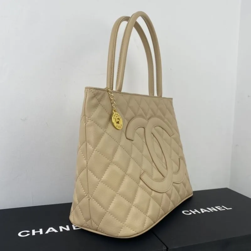 Chanel Shopping Bags-98 - Image 3