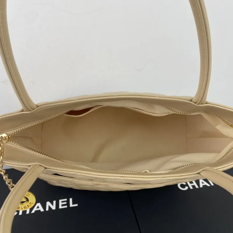 Chanel Shopping Bags-98 - Image 8