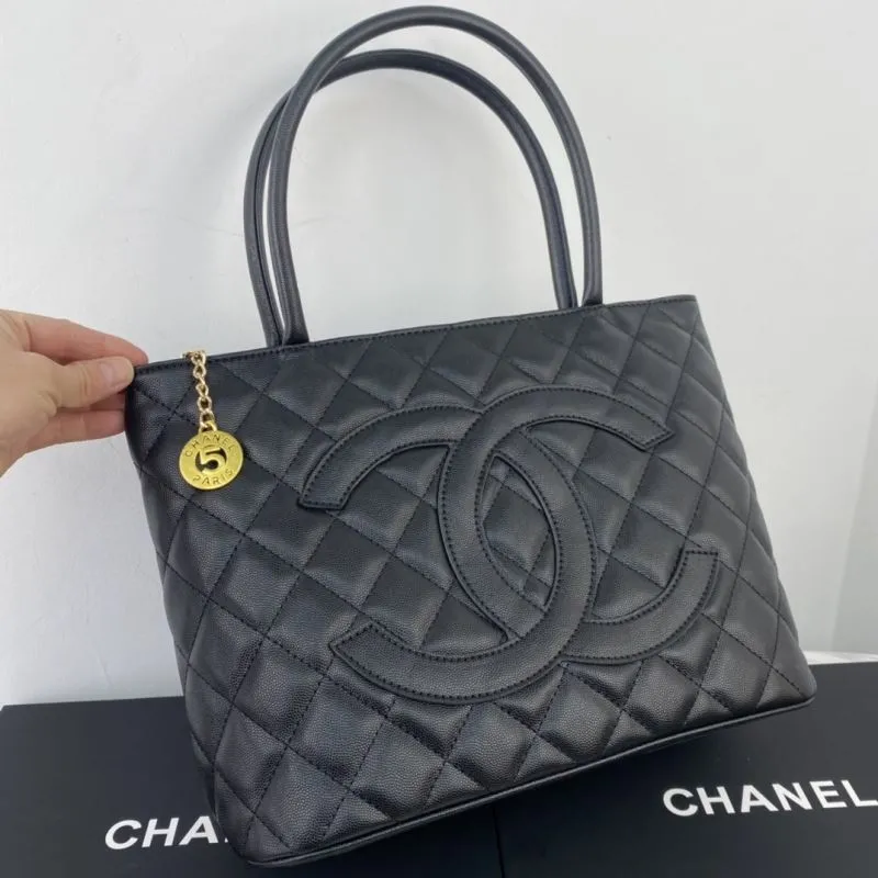 Alternative view of Chanel Shopping Bags-99