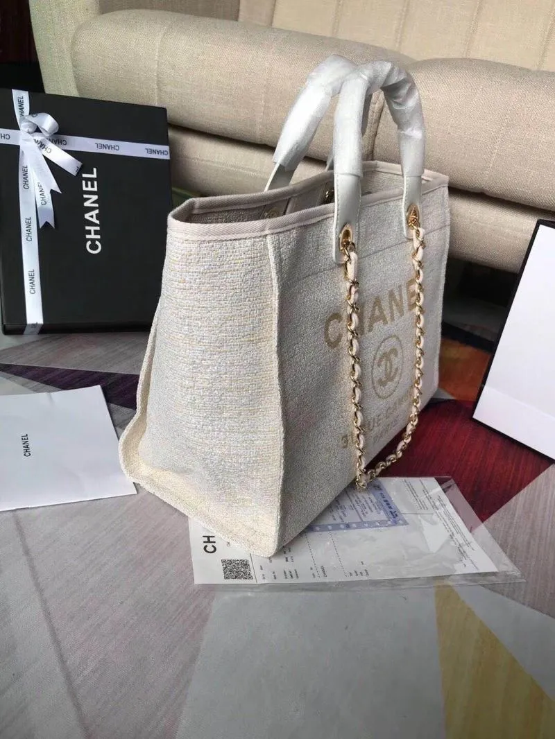 Alternative view of Chanel Shopping Bags-100