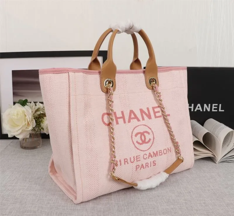 Alternative view of Chanel Shopping Bags-102