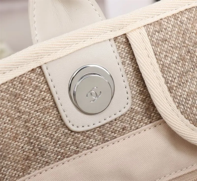 Chanel Shopping Bags-107 - Image 7