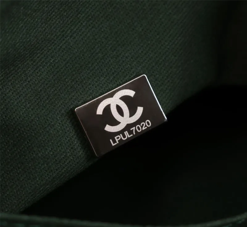 Chanel Shopping Bags-108 - Image 9