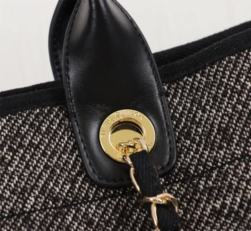 Chanel Shopping Bags-109 - Image 5