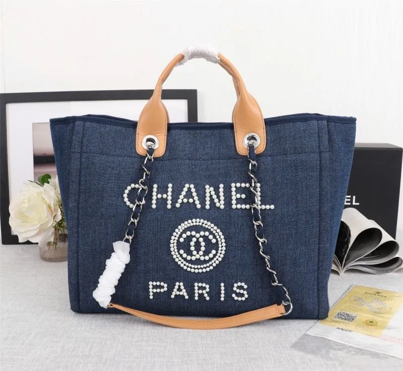 Chanel Shopping Bags-112