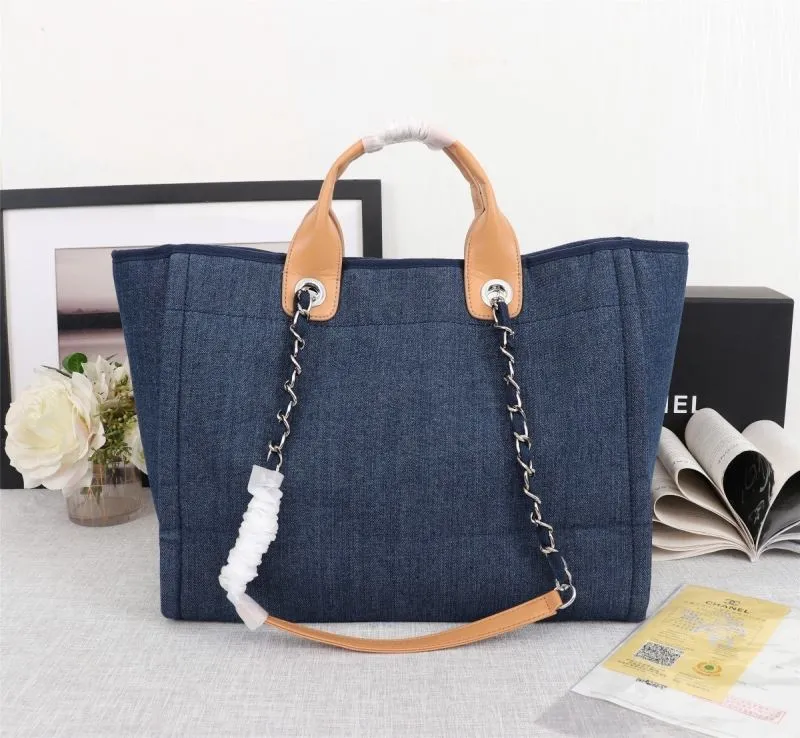 Chanel Shopping Bags-112 - Image 3
