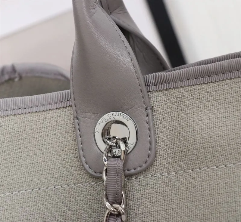 Chanel Shopping Bags-114 - Image 7