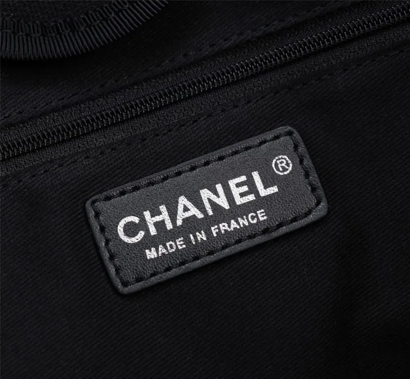 Chanel Shopping Bags-115 - Image 7