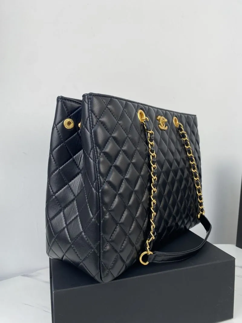 Alternative view of Chanel Shopping Bags-120