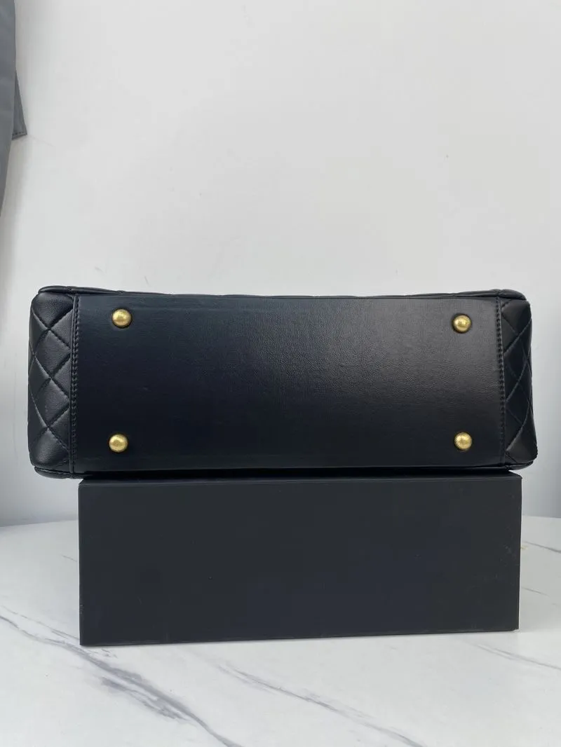 Chanel Shopping Bags-120 - Image 6