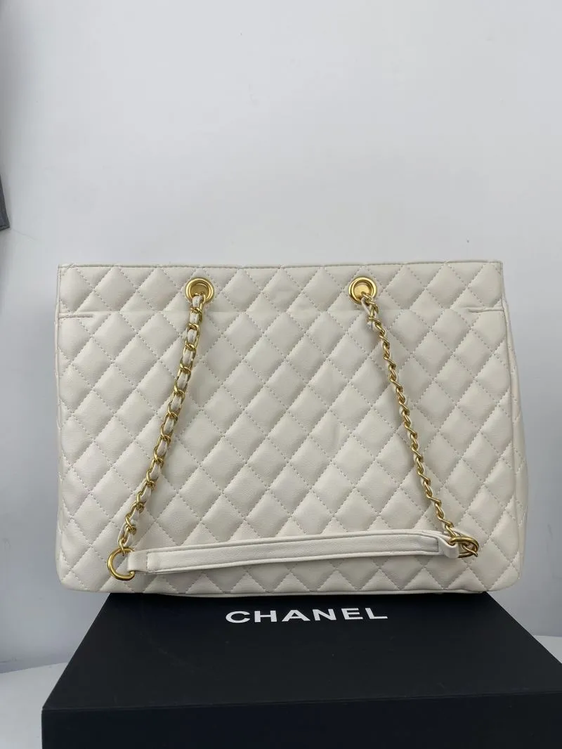 Chanel Shopping Bags-121 - Image 3