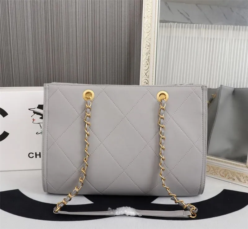Alternative view of Chanel Shopping Bags-133