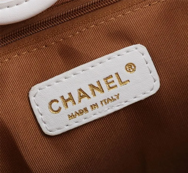 Chanel Shopping Bags-135 - Image 7