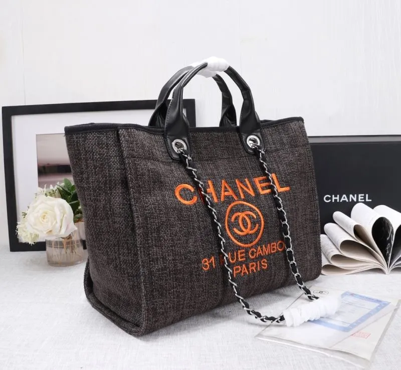 Alternative view of Chanel Shopping Bags-139