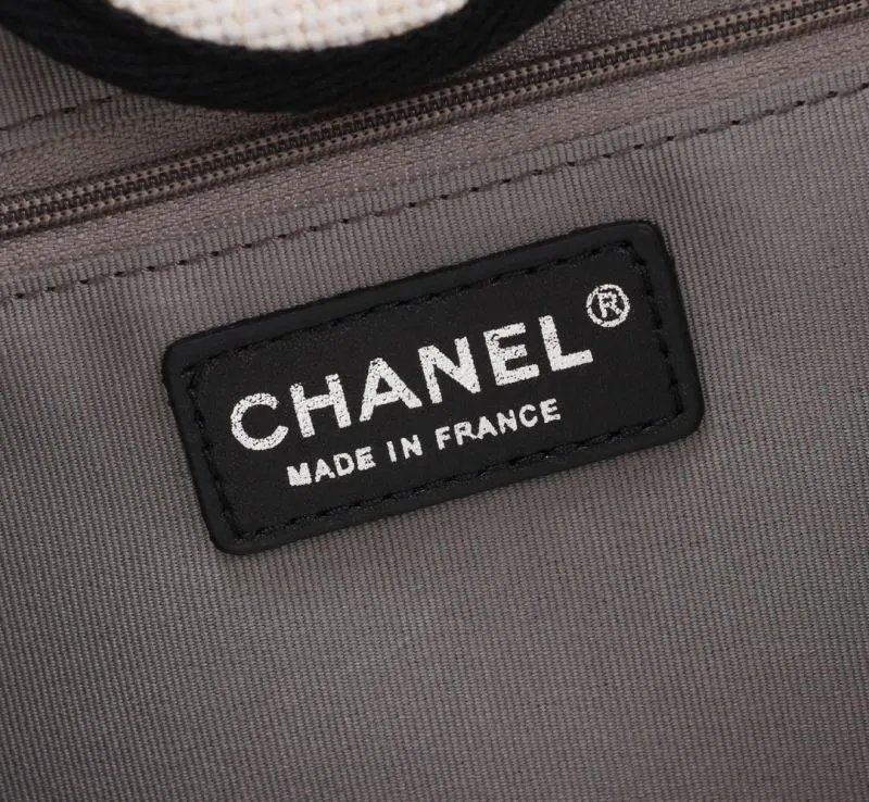 Chanel Shopping Bags-140 - Image 4