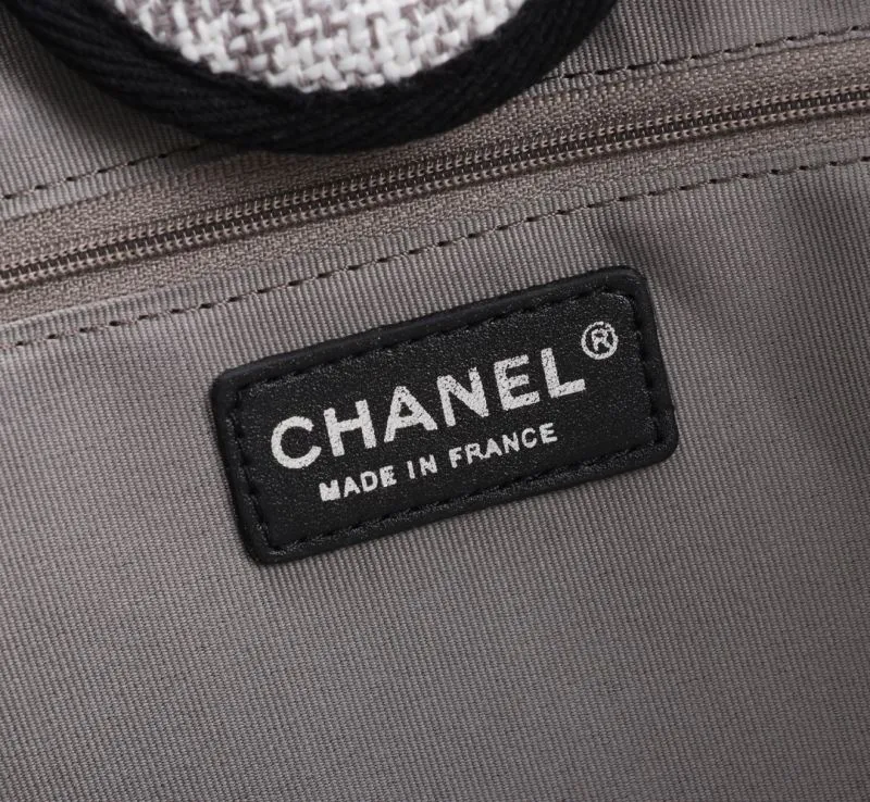 Chanel Shopping Bags-141 - Image 9