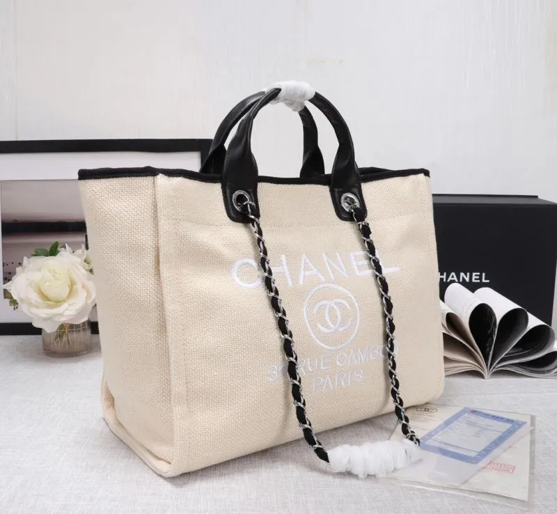 Alternative view of Chanel Shopping Bags-142