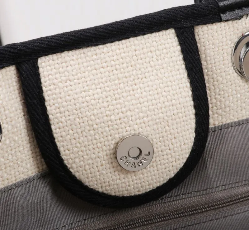 Chanel Shopping Bags-142 - Image 6