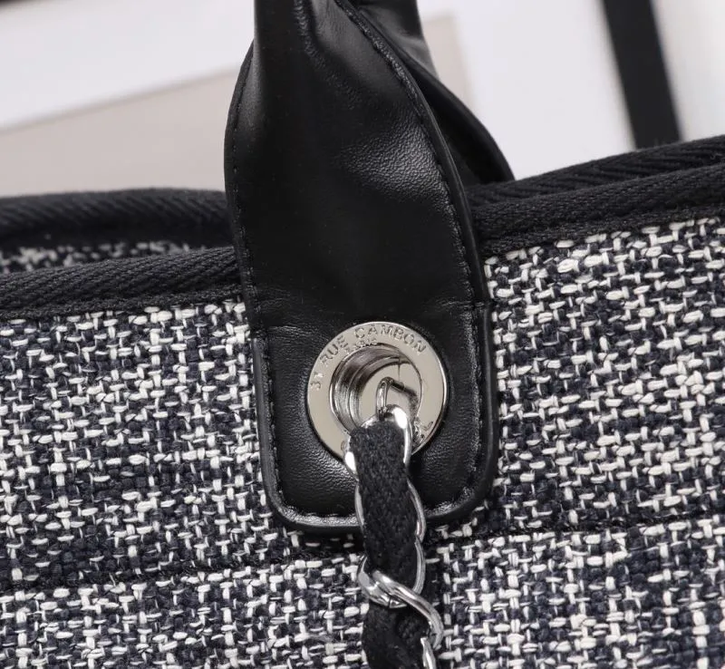 Chanel Shopping Bags-143 - Image 6