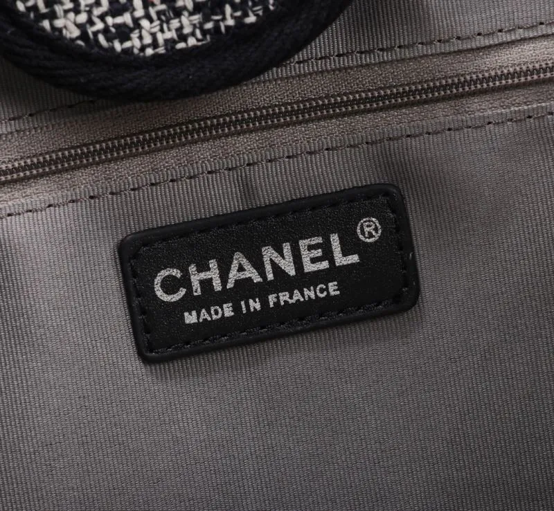 Chanel Shopping Bags-143 - Image 8