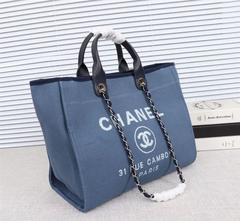 Alternative view of Chanel Shopping Bags-153