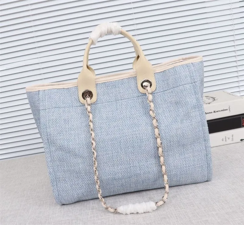 Chanel Shopping Bags-154 - Image 4