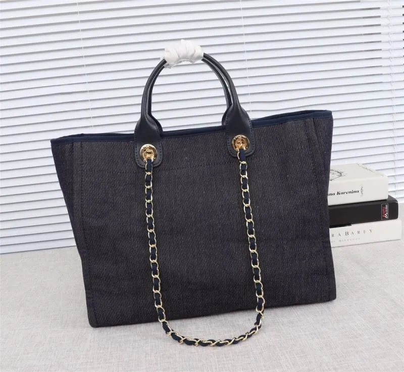 Chanel Shopping Bags-156 - Image 4