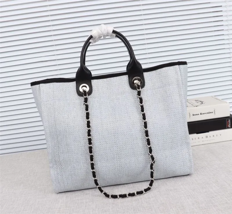 Chanel Shopping Bags-157 - Image 4