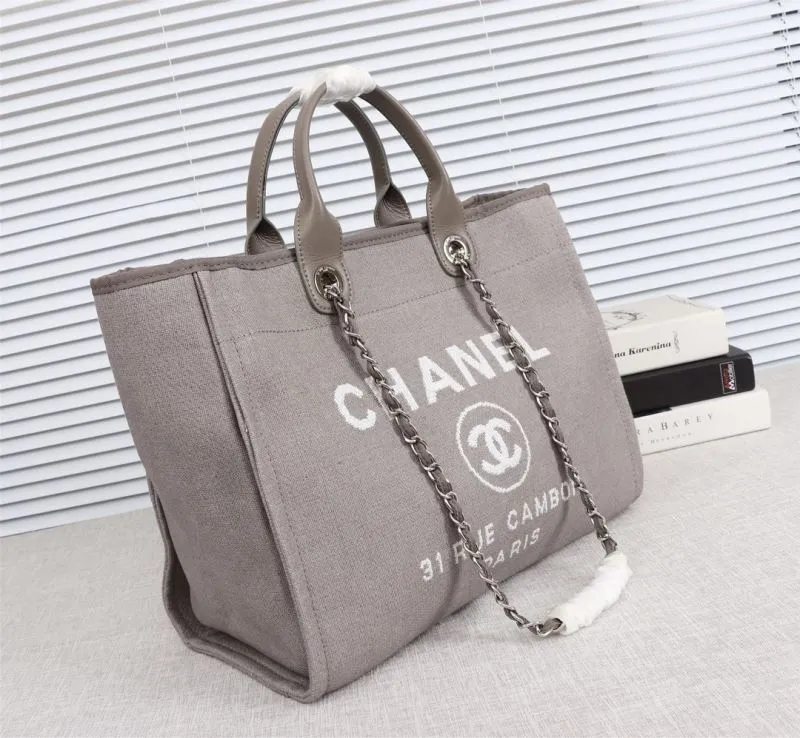 Alternative view of Chanel Shopping Bags-158
