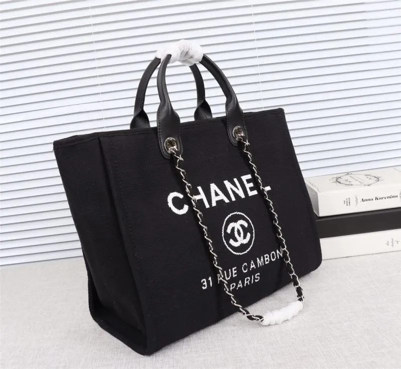 Alternative view of Chanel Shopping Bags-159