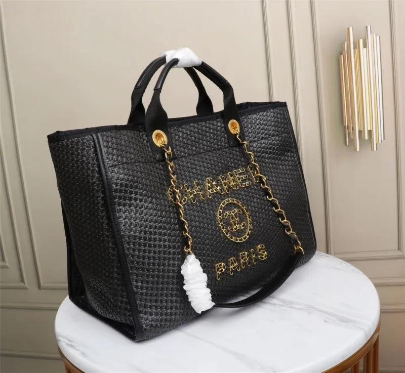 Alternative view of Chanel Shopping Bags-163