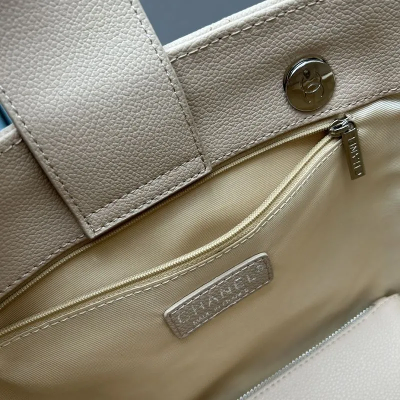 Chanel Shopping Bags-172 - Image 7