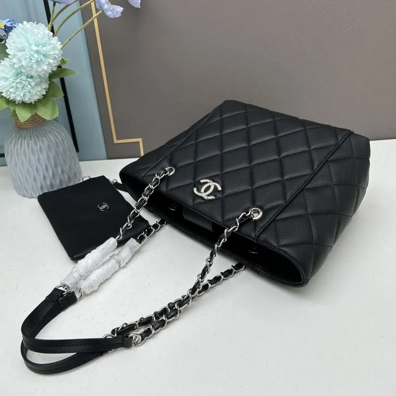 Alternative view of Chanel Shopping Bags-174