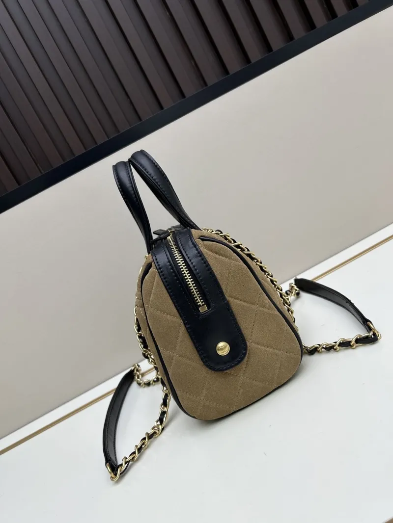 Alternative view of Chanel Speedy Bags-1