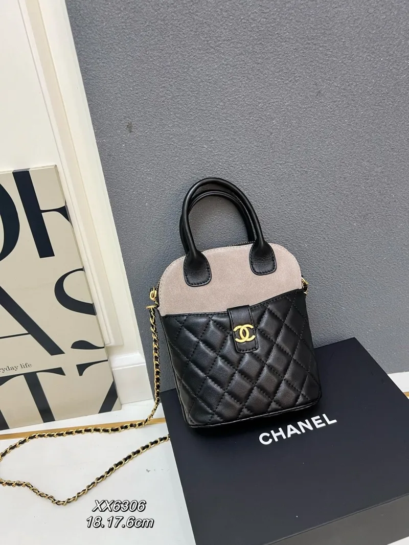 Alternative view of Chanel Top Handle Bags-18
