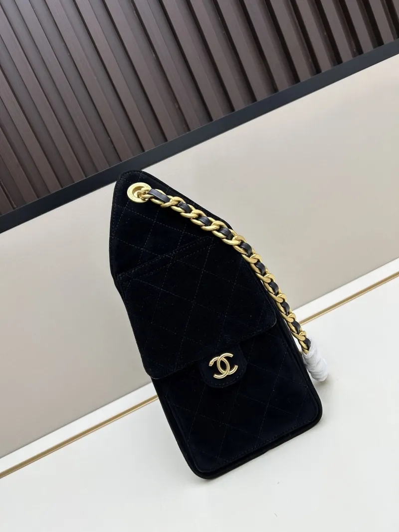 Alternative view of Chanel Top Handle Bags-25