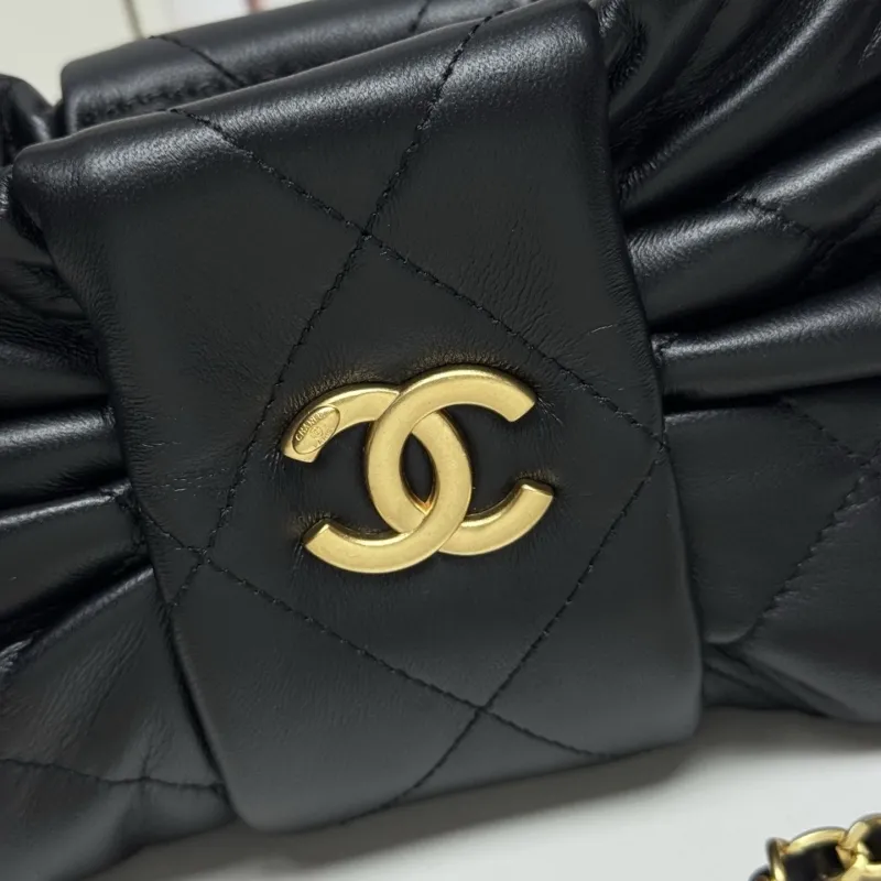Alternative view of Chanel Top Handle Bags-44